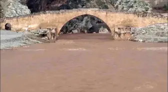 Cendere Çayı yükseldi