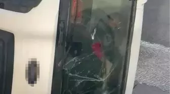 Devrilen beton mikserinin içinde mahsur kalan sürücü balyozla kendini kurtardı