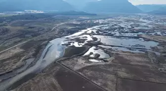 İzmir'de 44 günde metrekareye 463,3 kilogram yağış düştü