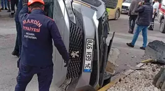 Mardin'de devrilen cipteki 2 kişi yaralandı