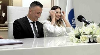 Nikah salonlarında '14 Şubat' yoğunluğu: 14 çift 'Sevgililer Günü'nde evlendi