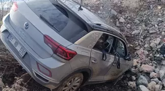 Adıyaman'da otomobil şarampole devrildi: 4 yaralı