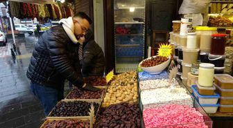 Tarihi Almacı Pazarı'nda Ramazan hazırlığı başladı
