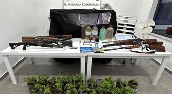 Alanya'da uyuşturucu operasyonu: Sıvı metamfetamin ve kenevir ele geçirildi