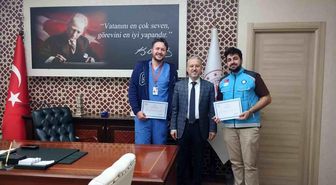 Çocuk acil doktorlarına teşekkür belgesi