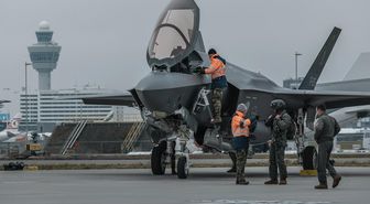 Hollandalı Bakan'dan çarpıcı iddia: F-35'lerin yazılımı kırılabilir