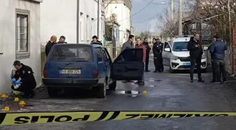 Enişteye aracına binerken kurşun yağmuru