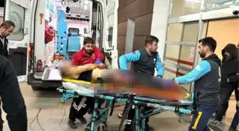 Sokak ortasında bıçaklanarak ağır yaralandı