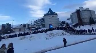 Uludağ'da bahar keyfi kabusla bitti, iniş yolunda 1 kilometrelik kuyruk oluştu