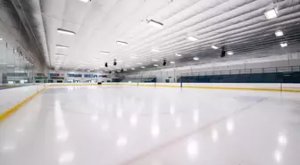 ABD'de buz hokeyi maçında silahlı saldırı: 3 ölü, 3 yaralı