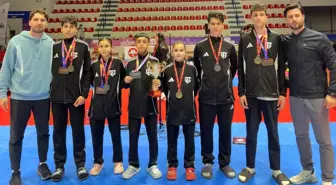 Aydınlı sporcular Arnavutluk'tan beş madalya ile döndü