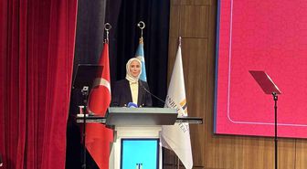 Bakan Göktaş: 'Türkiye'de nüfusun kendini yenileme eşiğinin altına inmesi artık yapısal bir mesele olduğunu gösteriyor'