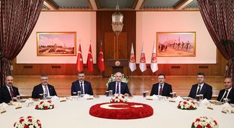 Kurtulmuş: Nihai raporun takdimiyle birlikte meclis olarak tarihi sorumluluğu yerine getirmiş olacağız