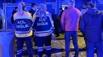 Motosiklet kazasında yaralanıp hastaneye gitmek istemeyen genci polis ikna etti