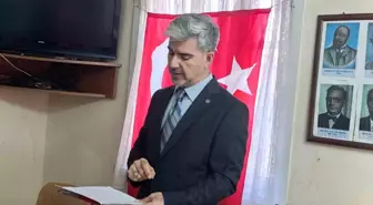Salihli Türk Ocakları'nda Ednan Aras güven tazeledi