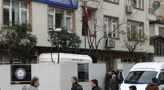 İfade vermeye gitti, polisin silahını alıp kafasına sıktı