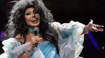 Bülent Ersoy'un Ramazan hediyesi şaşırttı: Işıltılı peçetelik