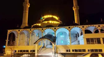 Hasköy'de ilk teravih namazı eda edildi