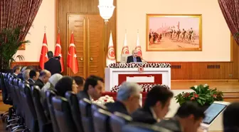 İşte tarihi rapora 'hayır' diyen ve çekimser oy kullanan isimler