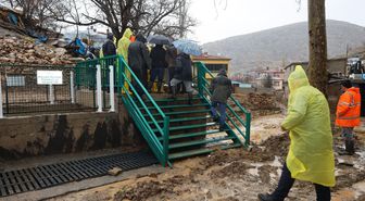 Kayseri'de sel; yolar çöktü, ev ve iş yerlerini su bastı