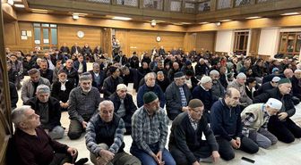 Kulu'da ilk teravih namazında camiler doldu