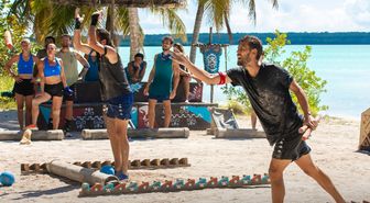 Survivor dokunulmazlığı kim kazandı? 18 Şubat Çarşamba eleme adayı kim oldu?