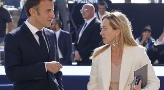Meloni'nin sözleri Macron'u küplere bindirdi: İşine bak