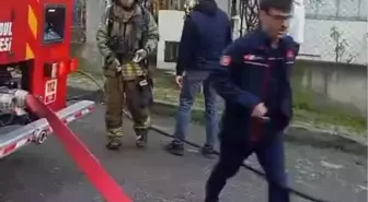 Maltepe'de oto tamirhanesinde çıkan yangın söndürüldü