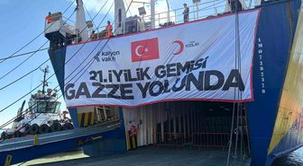 Türk Kızılay'ın 'İyilik Gemisi' Ramazan'ın ilk gününde Gazze'ye uğurlandı