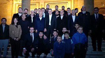 Bakan Çiftçi, teravih namazını Kahramanmaraş'ta kıldı
