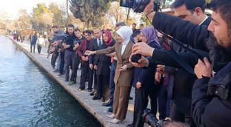 Bakan Göktaş Balıklıgöl'ü gezdi