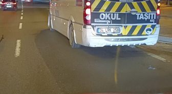 Beşiktaş'ta minibüs şoförü tartıştığı sürücünün aracının önünü kesti