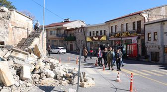 Nar Camii Kebir'in İstinat Duvarı Çöktü