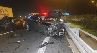 Seyir halindeyken aniden arızalanan otomobile kamyon çarptı: 1 yaralı