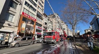 Şişli'de Restoranın Bacasında Yangın Çıktı