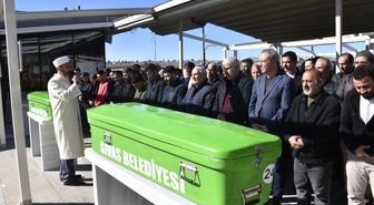 Teravih namazı giderken otomobilin çarptığı kayınvalide ile gelin öldü