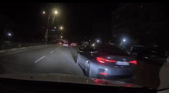 Makas atan araçlar kameraya yansıdı
