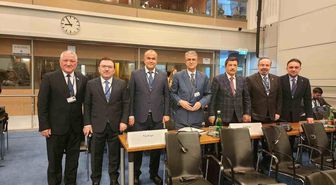 MHP'lı Kamil Aydın, AGİTPA kış genel kurulu için Viyana'da