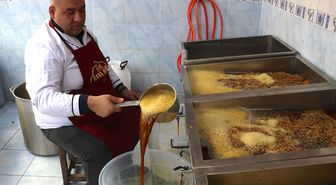 Litresi sadece 25 TL! Anadolu'nun 'kolası' için Ramazan'da uzun kuyruklar oluşuyor