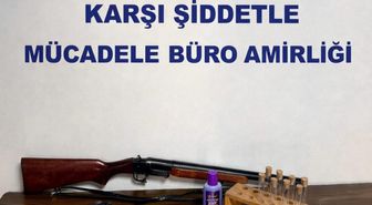 Çok sayıda suç kaydı bulunan şüphelinin evinden silah ve uyuşturucu çıktı