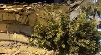 Hatay'da Çöken Bina için Arama Çalışmaları Başlatıldı