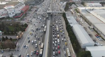 İstanbul'da Akşam Saatlerinde Trafik Yoğunluğu Yüzde 81'e Ulaştı
