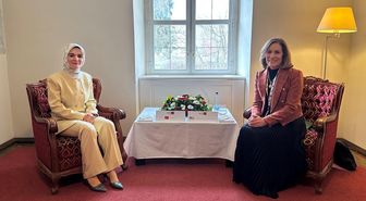 Aile ve Sosyal Hizmetler Bakanı Göktaş, Macaristan'da