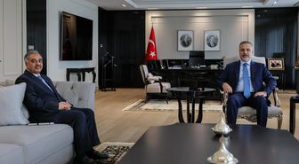 Bakan Fidan, D-8 Genel Sekreteri Büyükelçi Mahmood ile görüştü