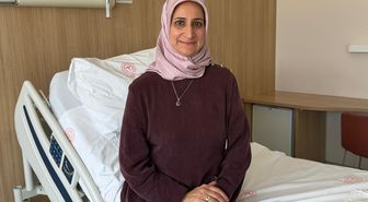 Karnından 30 santimlik tümör çıkarıldı, 'Hayata döndüm' dedi