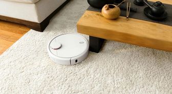 Robot süpürgenin ayarlarıyla oynarken yanlışlıkla 24 ülkeden 7 bin kamerayı ele geçirdi