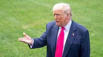 Trump'ın yeni küresel gümrük vergisi yüzde 10 oranıyla yürürlüğe girdi