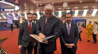 Bakan Ersoy, 'Külliye'de Ramazan' etkinlik alanını ziyaret etti