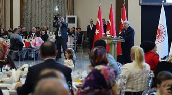 Bakan Güler, şehit aileleri ve gazilerle iftar yemeğinde bir araya geldi