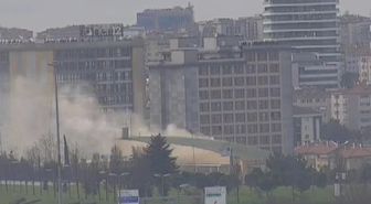 Merter Polisevi'nde çıkan yangın söndürüldü
